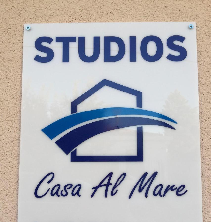Casa Al Mare 2 Apartamento Peraía Exterior foto