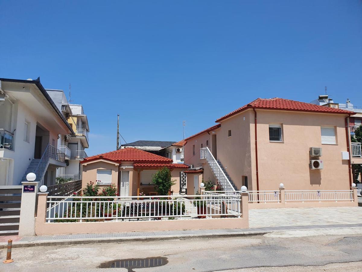 Casa Al Mare 2 Apartamento Peraía Exterior foto